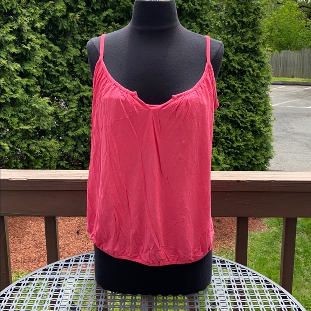 Old Navy Tank ๐ - Picture 2 of 4